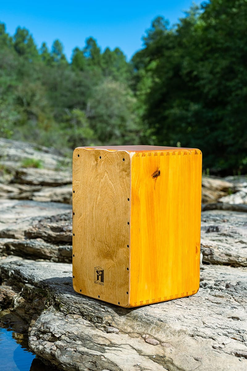Tambour cajon en bois massif personnalisé -  Canada